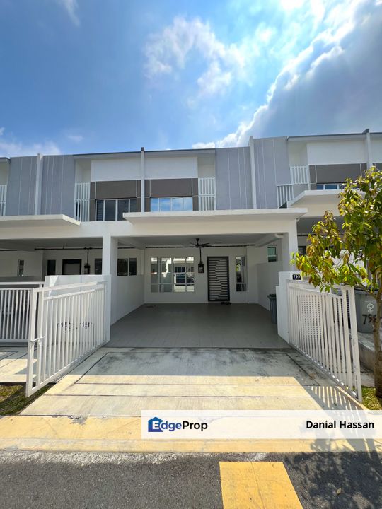 Renovated 2 Storey Terrace House at Bayu Sutera Bandar Sri Sendayan Seremban, Negeri Sembilan, Seremban