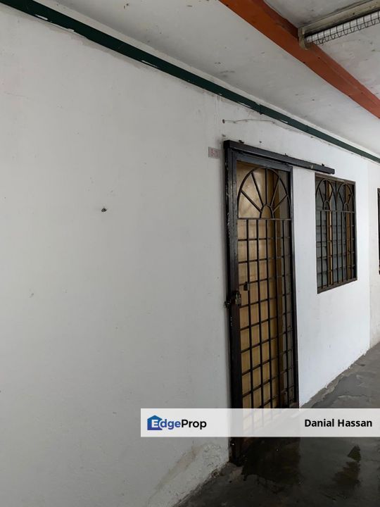 Nearby MRT KTM 3 Bedroom Unit Apartment Idaman Damansara Damai Petaling Jaya, Selangor, Damansara Damai