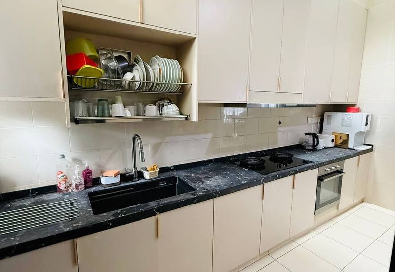 Augusta Residence, Presint 12