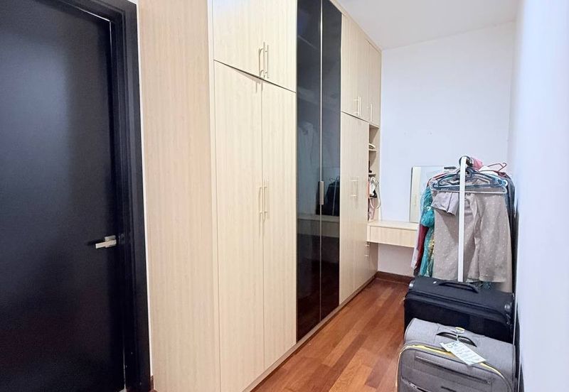 Augusta Residence, Presint 12