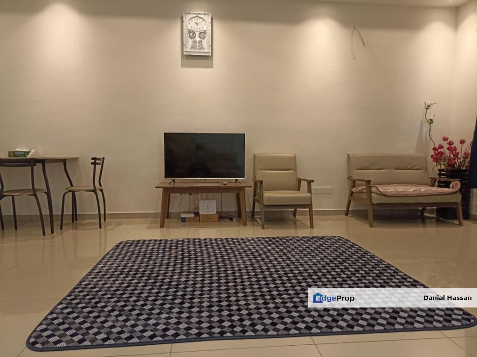 Near KLIA Renovated Good Condition 2 Storey Terrace House Taman Salak Perdana Salak Tinggi Sepang, Selangor, Sepang