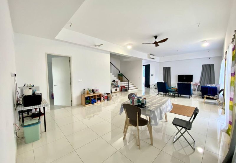 Freesia Residences @ Tropicana Aman