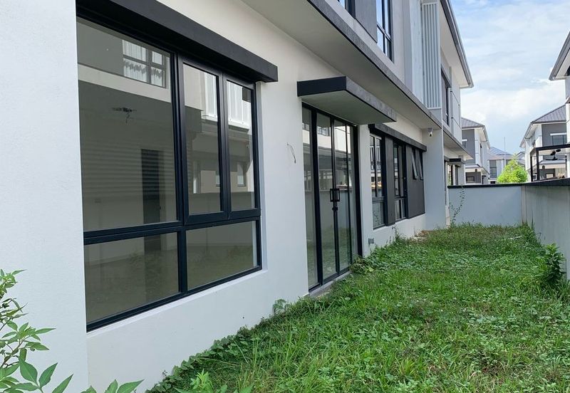 Freesia Residences @ Tropicana Aman