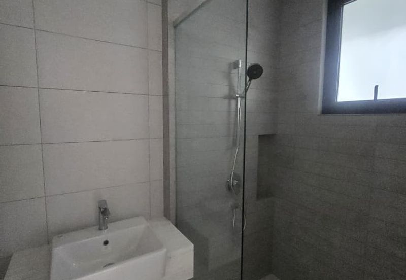 Freesia Residences @ Tropicana Aman