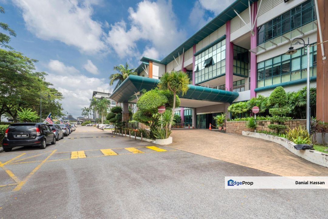 Ground Floor Large Space Office Unit CoPlace 11 Century Square Cyberjaya, Selangor, Cyberjaya