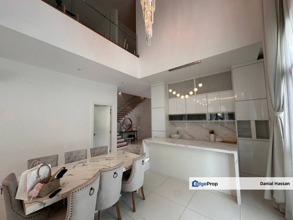 Fully Furnished Renovated 2 Storey Semi-D House Sejati Residences Cyberjaya, Selangor, Cyberjaya