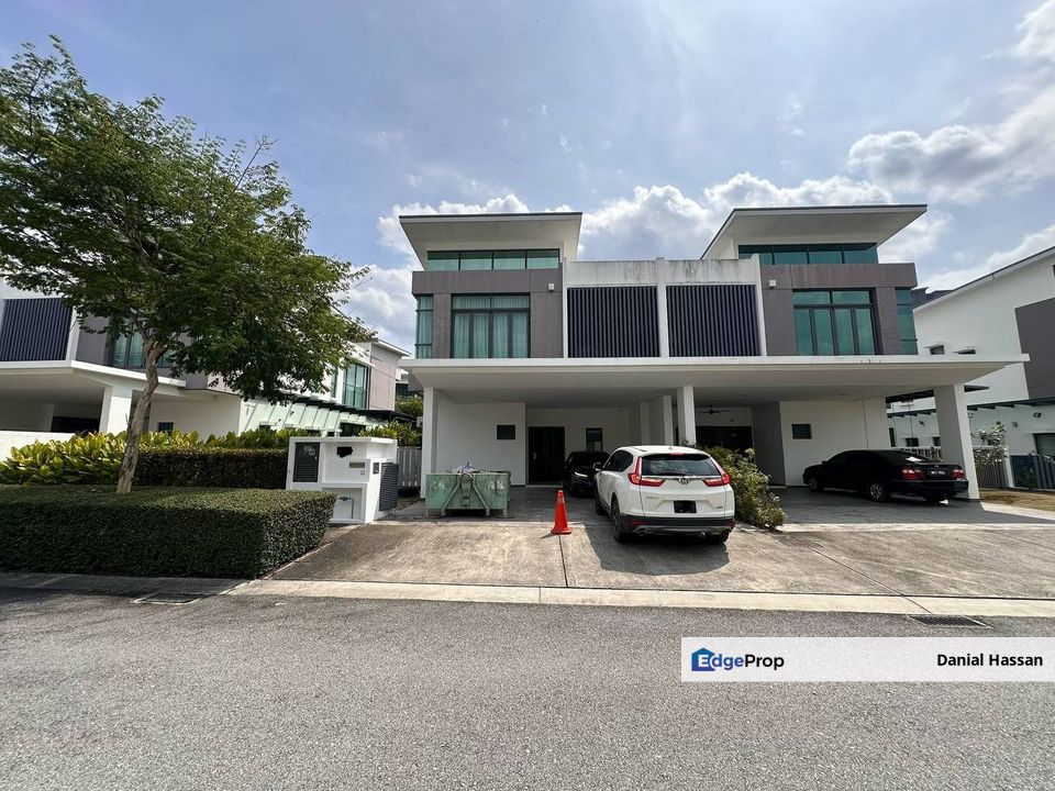 Fully Furnished Renovated 2 Storey Semi-D House Sejati Residences Cyberjaya, Selangor, Cyberjaya