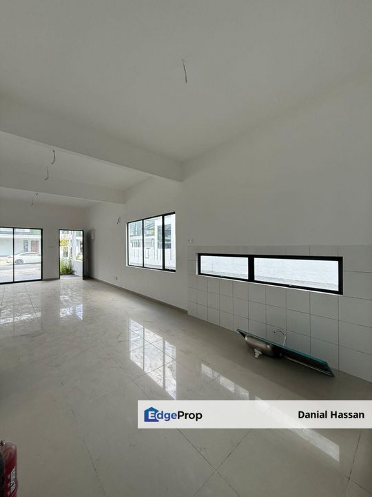 Freehold End Lot 2 Storey Terrace House with Clubhouse Facilities Brevia Residensi Lambaian Dua Kajang Bangi, Selangor, Bangi