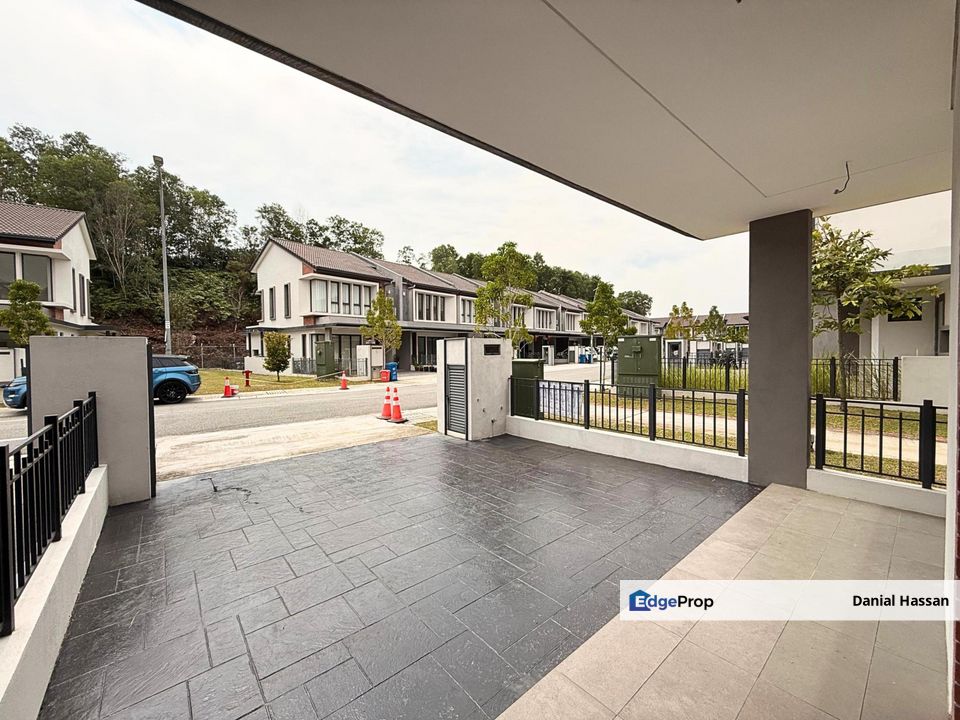 Cheapest End Lot Unit 2 Storey Terrace House Ilham Residence 1 Elmina East Garden Shah Alam, Selangor, Shah Alam