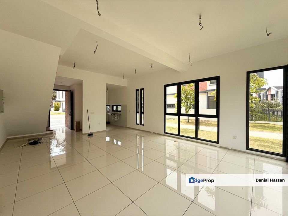 Cheapest End Lot Unit 2 Storey Terrace House Ilham Residence 1 Elmina East Garden Shah Alam, Selangor, Shah Alam