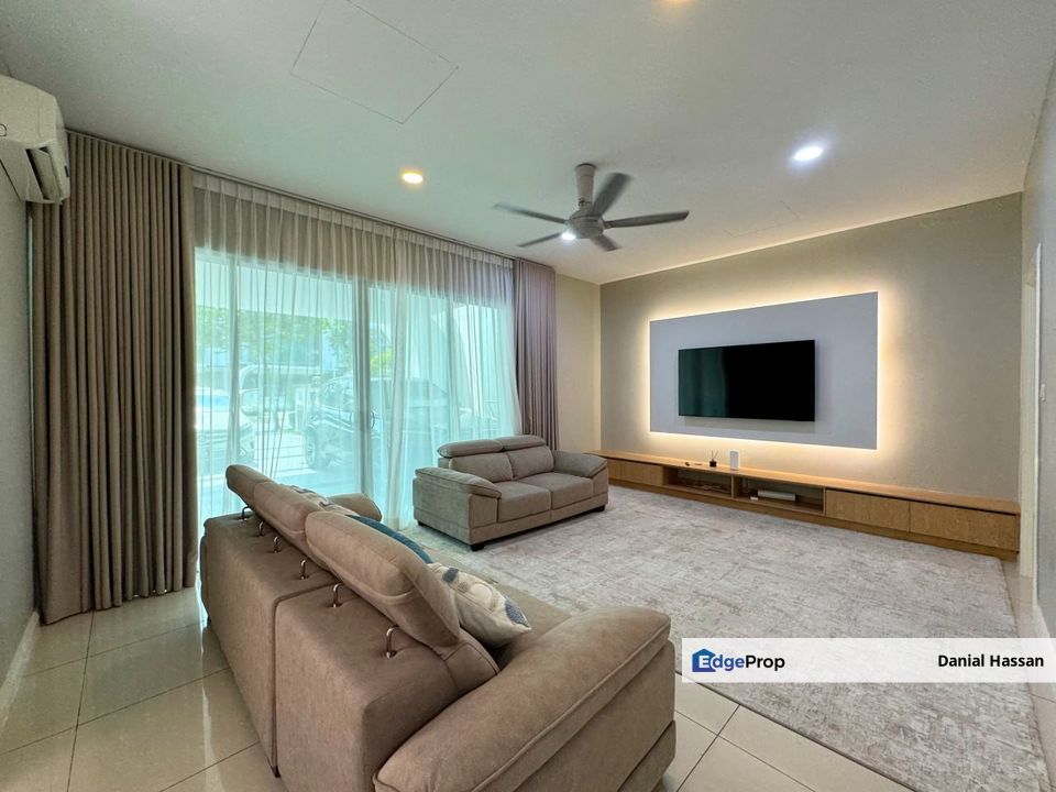 Freehold Non-Bumi Lot 2 Storey Superlink Terrace House Liu Li Garden Setia Eco Glades Cyberjaya, Selangor, Cyberjaya