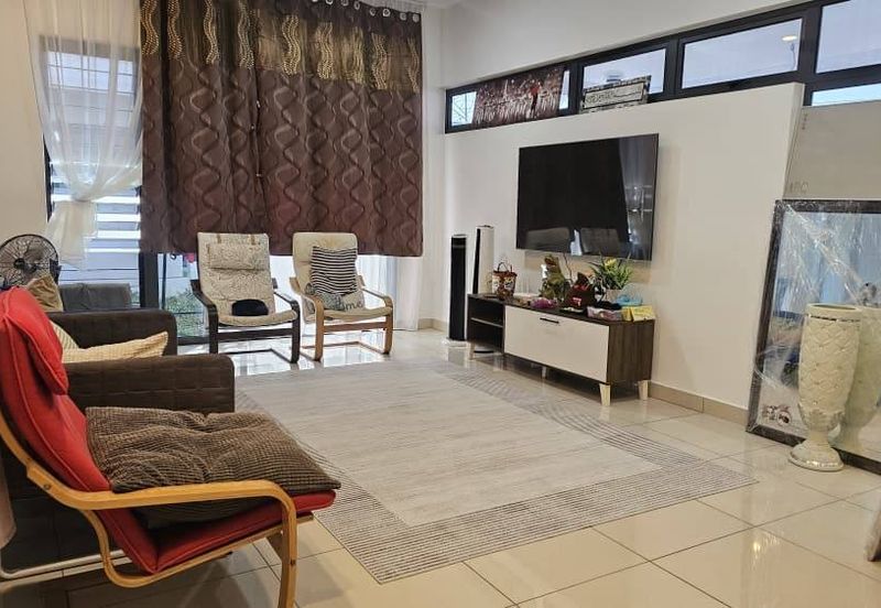 Elmina Green The Eighth @ City of Elmina