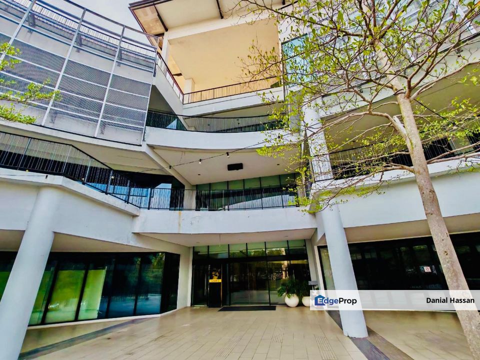 Freehold 3 Storey Shopping Mall Commercial Complex With Roof Terrace Cyberjaya, Selangor, Cyberjaya