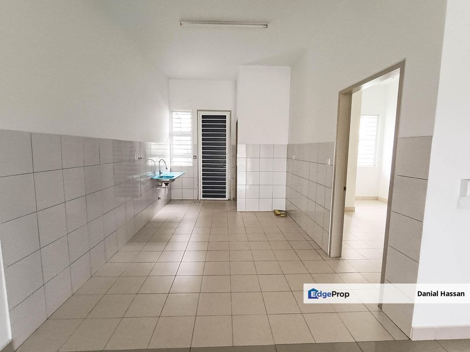 Below Market Value 2 Storey Terrace House Serenia Amani Bandar Serenia City Sepang Dengkil, Selangor, Dengkil