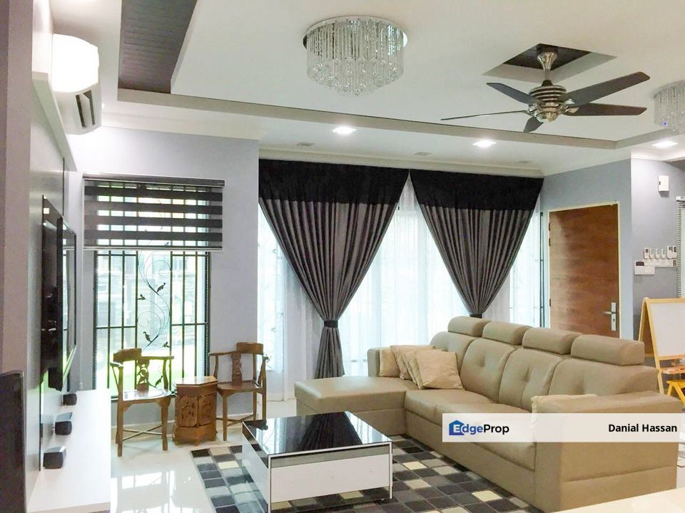 Renovated Furnished 2 Storey Superlink House Iltizam Setia Alamsari Bangi Kajang, Selangor, Bangi