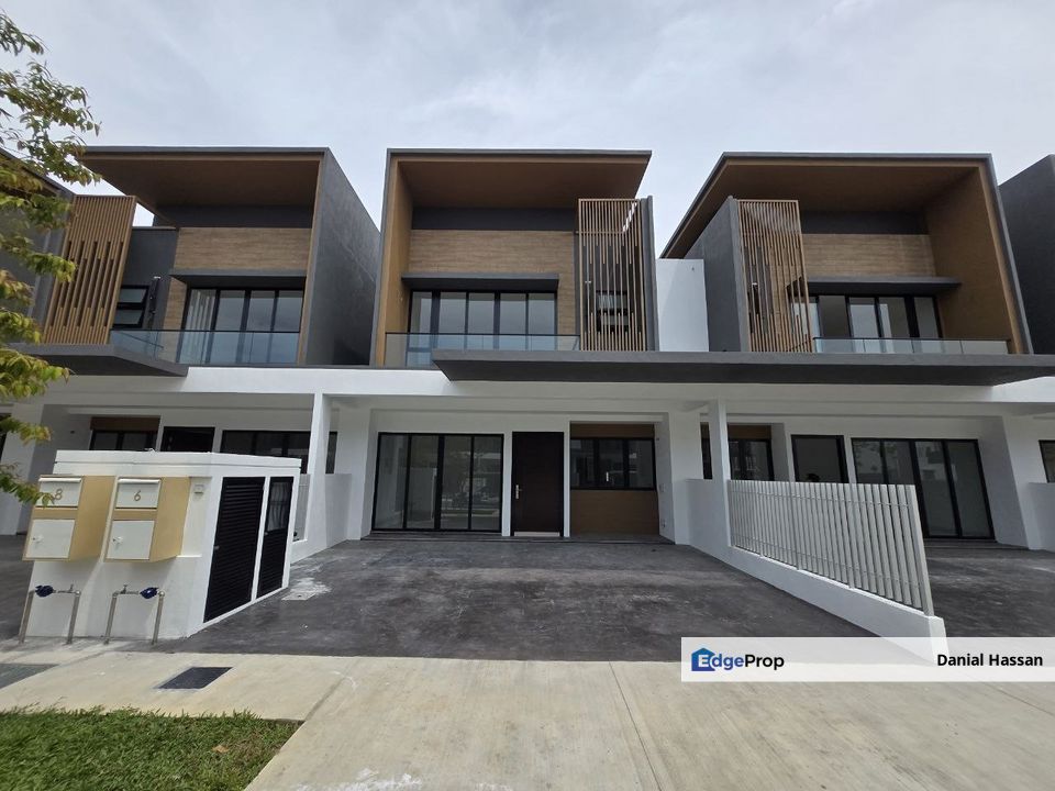 Newly Completed Developer Unit 2 Storey Superlink Terrace House Mio Spring Gamuda Cove Banting Dengkil, Selangor, Cyberjaya