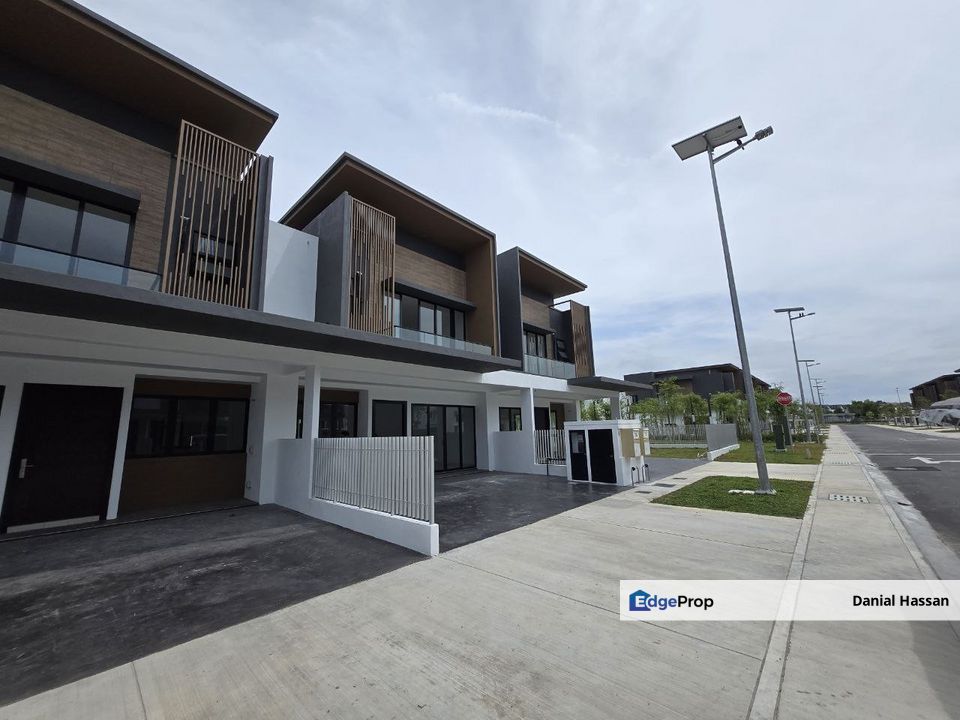 Newly Completed Developer Unit 2 Storey Superlink Terrace House Mio Spring Gamuda Cove Banting Dengkil, Selangor, Cyberjaya