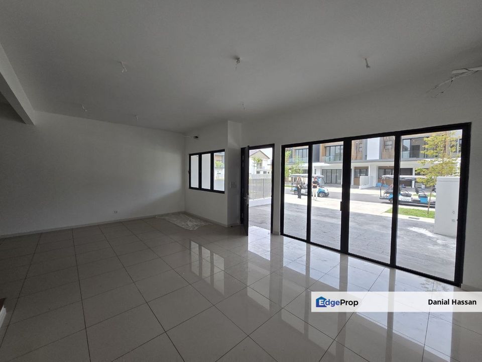 Newly Completed Developer Unit 2 Storey Superlink Terrace House Mio Spring Gamuda Cove Banting Dengkil, Selangor, Cyberjaya