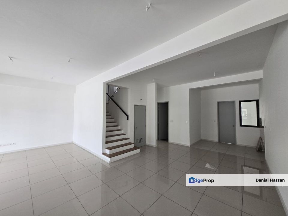 Newly Completed Developer Unit 2 Storey Superlink Terrace House Mio Spring Gamuda Cove Banting Dengkil, Selangor, Cyberjaya