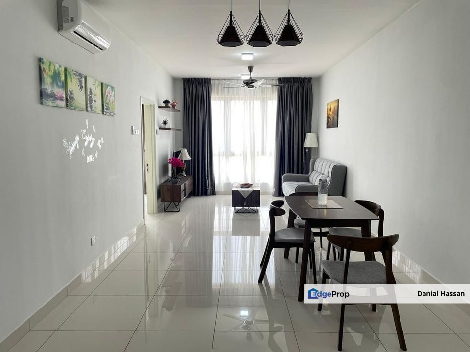 MRT Walking Distance Fully Furnished Serviced Apartment Sfera Residency Puchong South Seri Kembangan, Selangor, Puchong