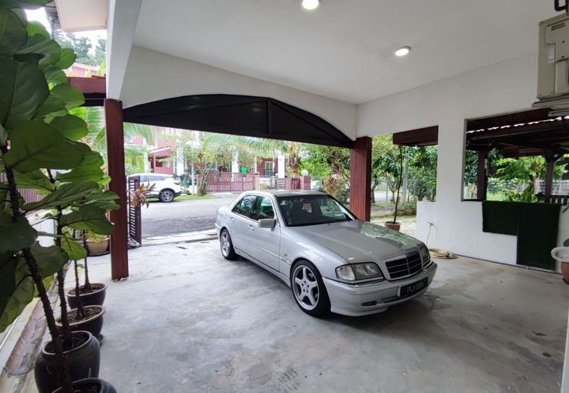 Bandar Baru Salak Tinggi