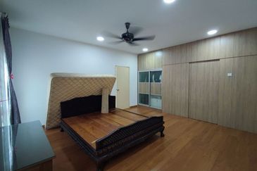 Bandar Baru Salak Tinggi