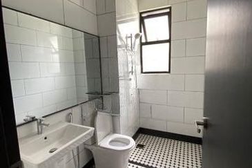 Hevea Elmina Gardens