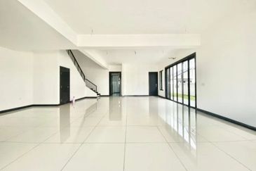 Hevea Elmina Gardens