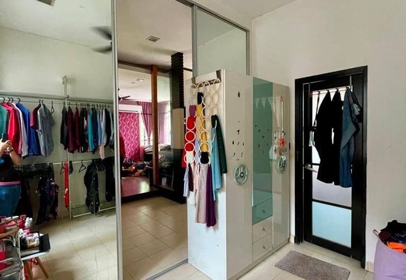 100k Below Market Value Corner Lot 2 Storey Terrace House Jalan Jeriji Bukit Jelutong Seksyen U8 Shah Alam