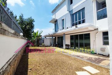 Bangi Lakehill Villas