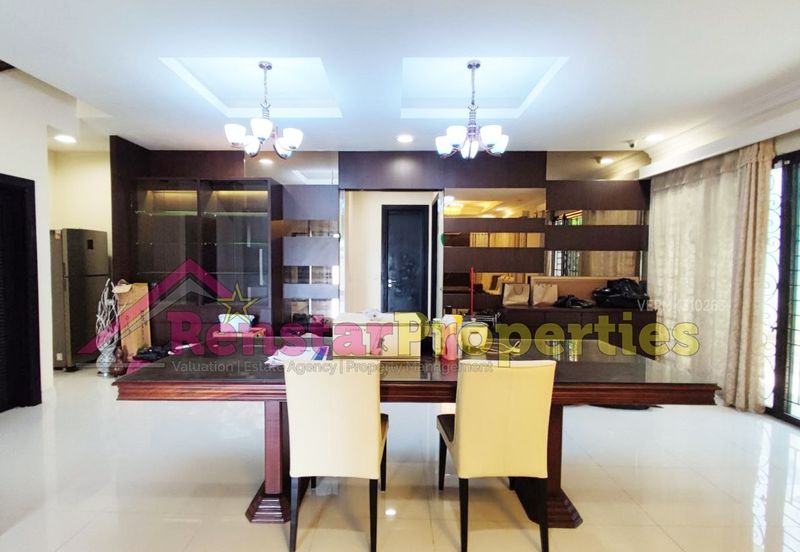 Bangi Lakehill Villas