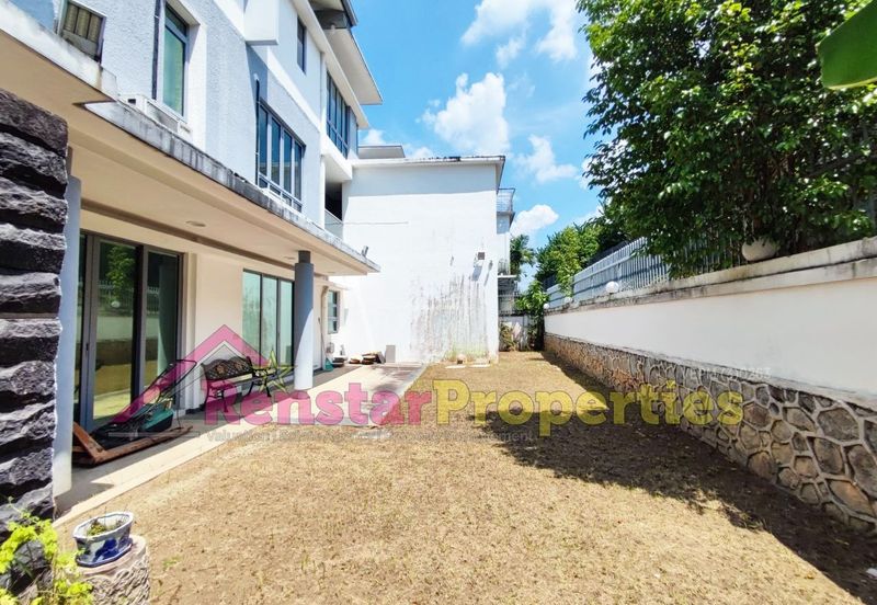 Bangi Lakehill Villas