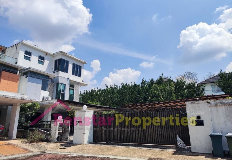 Bangi Lakehill Villas