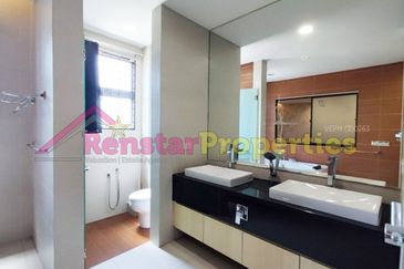 Bangi Lakehill Villas