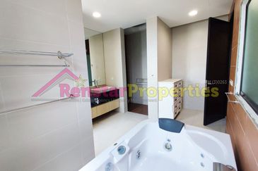 Bangi Lakehill Villas