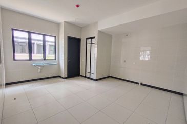 Hevea Elmina Gardens