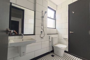 Hevea Elmina Gardens