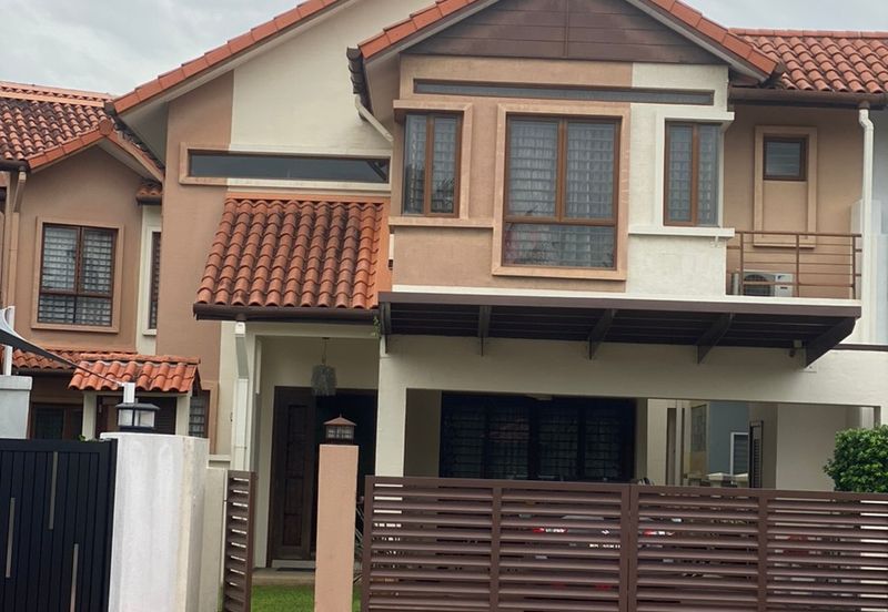 Below Market Value Renovated End Lot 2 Storey Superlink Terrace House Lagenda 2 Bukit Jelutong Shah Alam