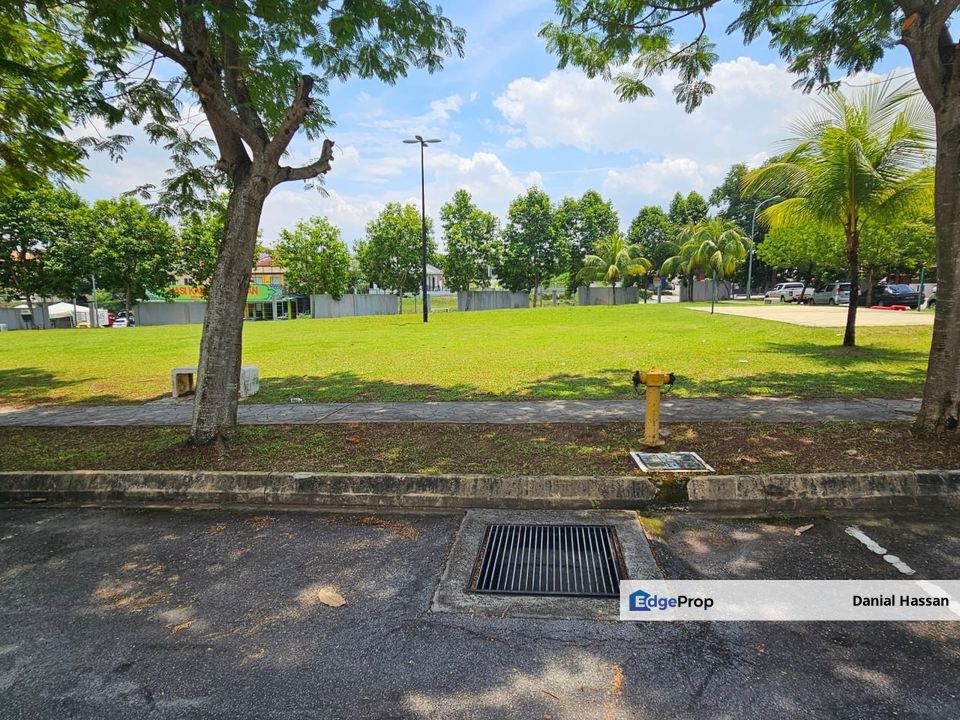 Facing Open Below Market Value 3 Storey Semi-D House Taman Tropika 2 Kajang, Selangor, Kajang