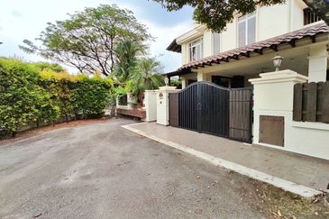 Tropicana Golf & Country Resort