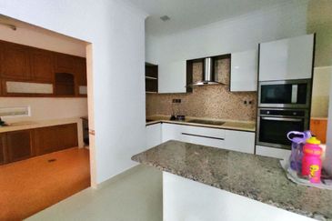 Tropicana Golf & Country Resort