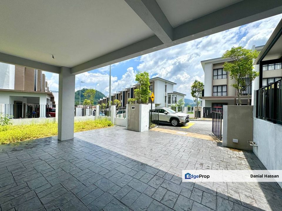 End Lot Good Condition 3 Storey Terrace House Nassim Heights Ukay Bestari Ampang Jaya Kuala Lumpur, Kuala Lumpur, Ampang