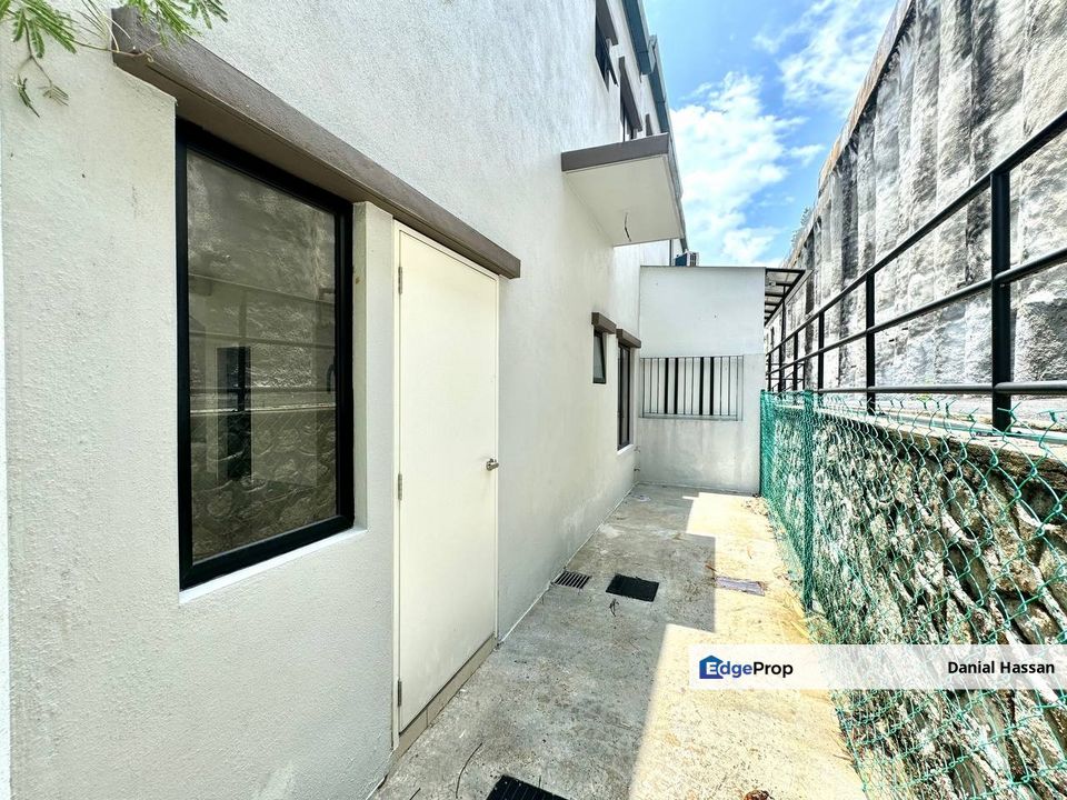 End Lot Good Condition 3 Storey Terrace House Nassim Heights Ukay Bestari Ampang Jaya Kuala Lumpur, Kuala Lumpur, Ampang