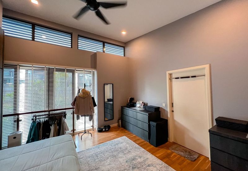 Mozart, Symphony Hills