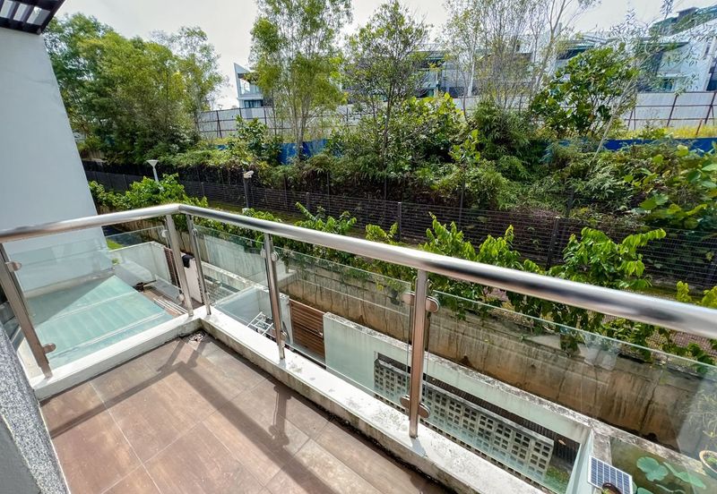 Mozart, Symphony Hills