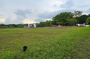 Perdana Hills ( Presint 11 )