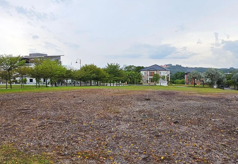 Perdana Hills ( Presint 11 )