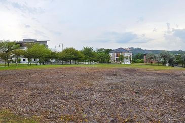 Perdana Hills ( Presint 11 )