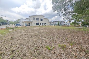 Perdana Lakeview East