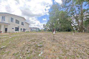 Perdana Lakeview East